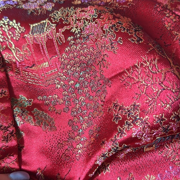 Red Asian Style Wrap Robe - Picture 8 of 10